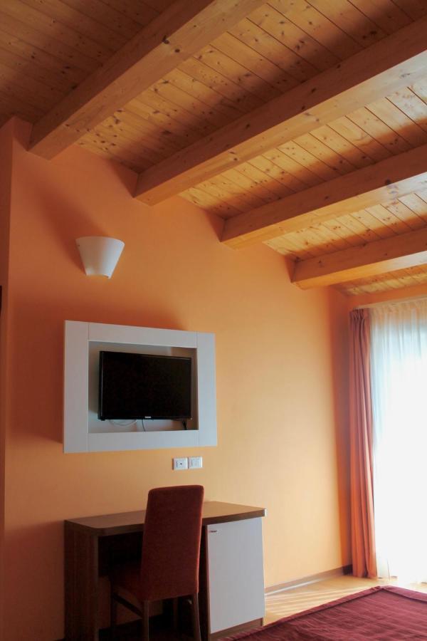 Hotel Vienna Caorle Buitenkant foto