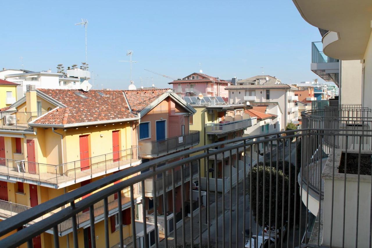 Hotel Vienna Caorle Buitenkant foto