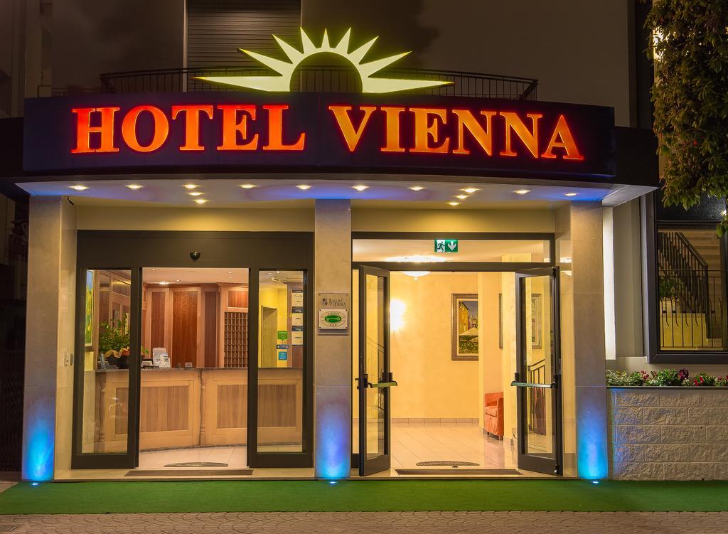 Hotel Vienna Caorle Buitenkant foto